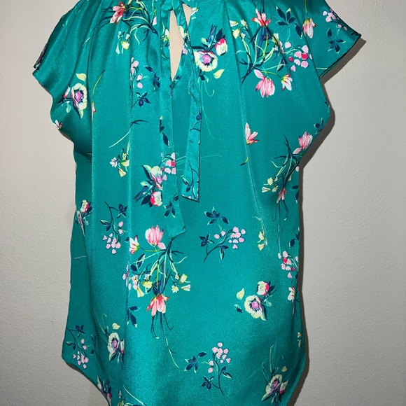 Teal Blouse with Floral Print - Picture 2 of 5